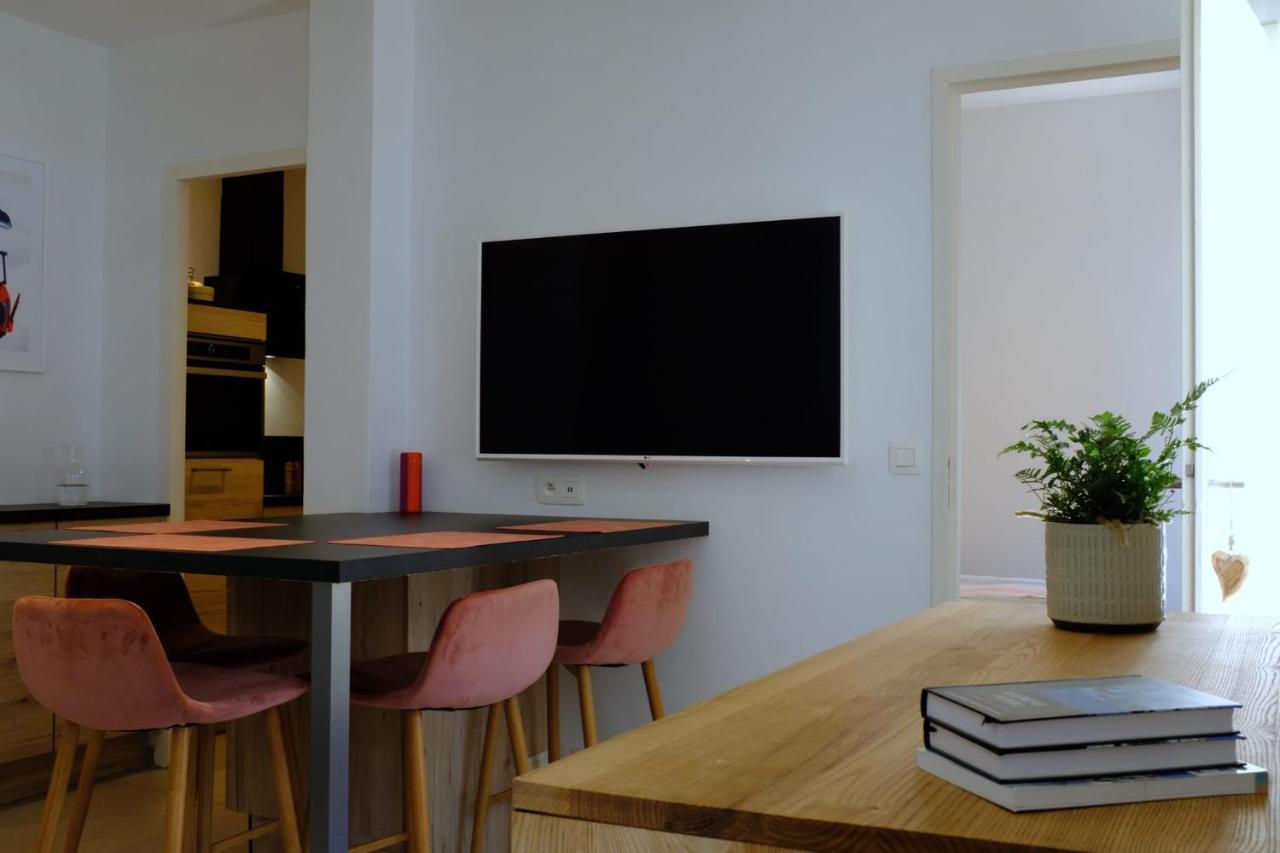 Апартаменты Modern Flat In The Heart Of Шамони Экстерьер фото